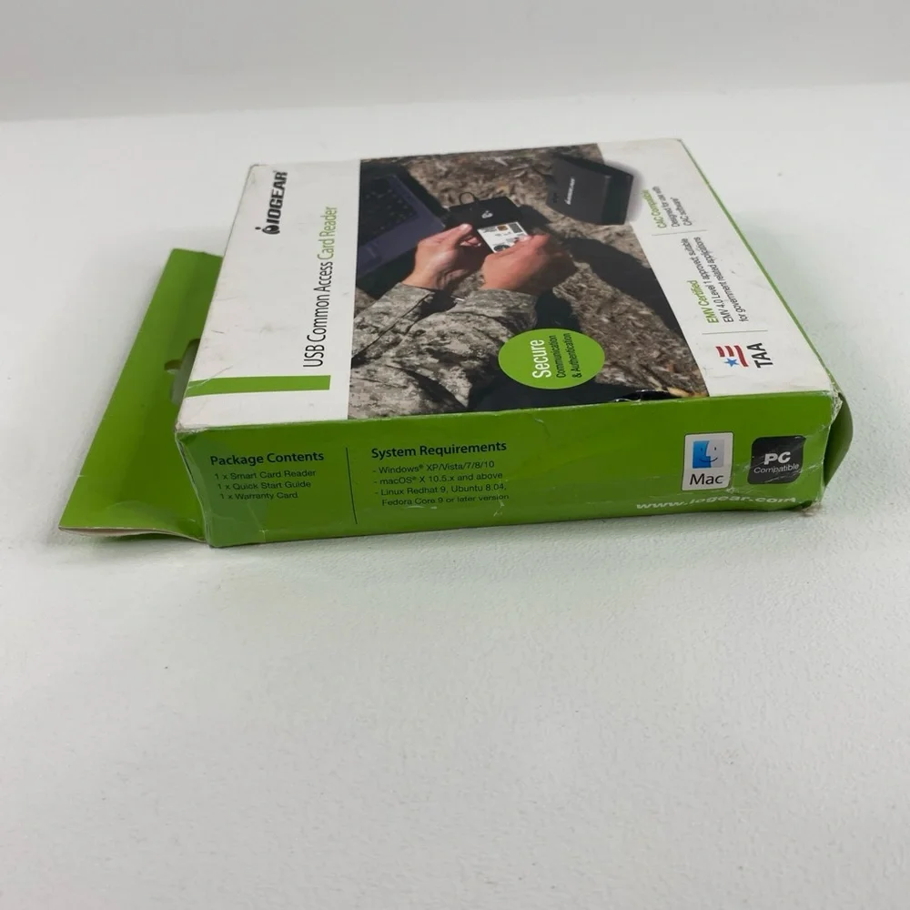 IOGEAR Smart Universal Portable USB Common Access Card Reader GSR202